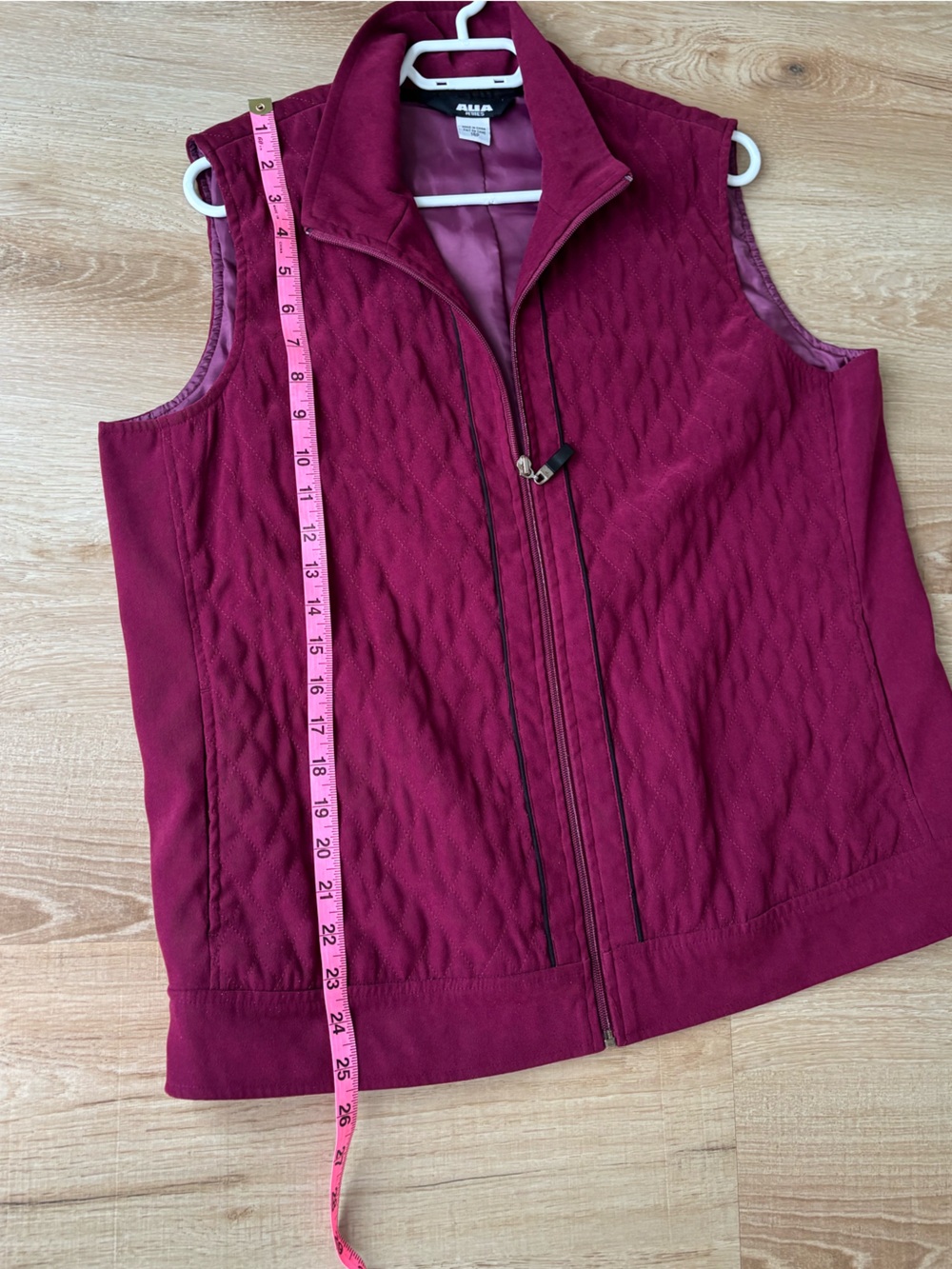 Alia Quilted Sleeveless Vest in Deep Berry - Picture 7 of 10